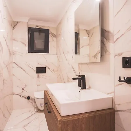 فيلة Kanada Ovacik